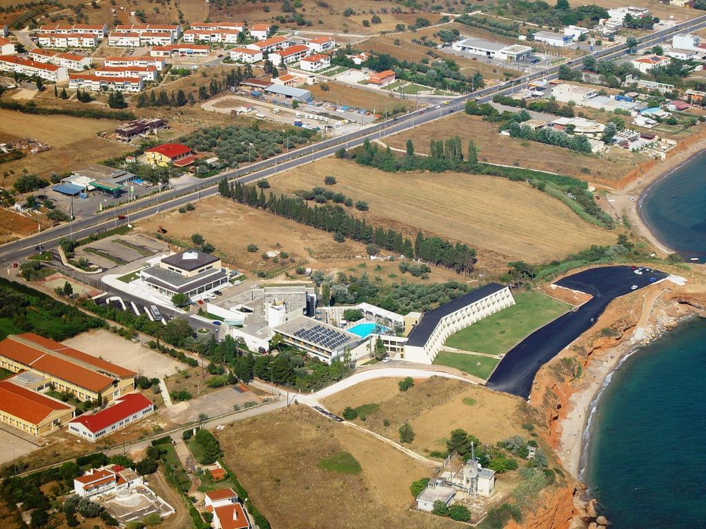 アレクサンダー ビーチ ホテル ＆ スパ アレクサンドルポリス エクステリア 写真 Aerial view of the campus